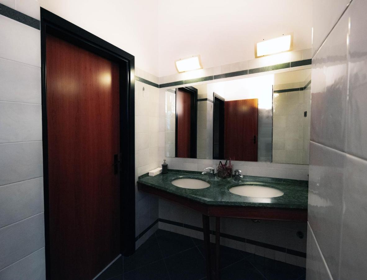 Hotel Ali D'Oro Rimini Exteriör bild