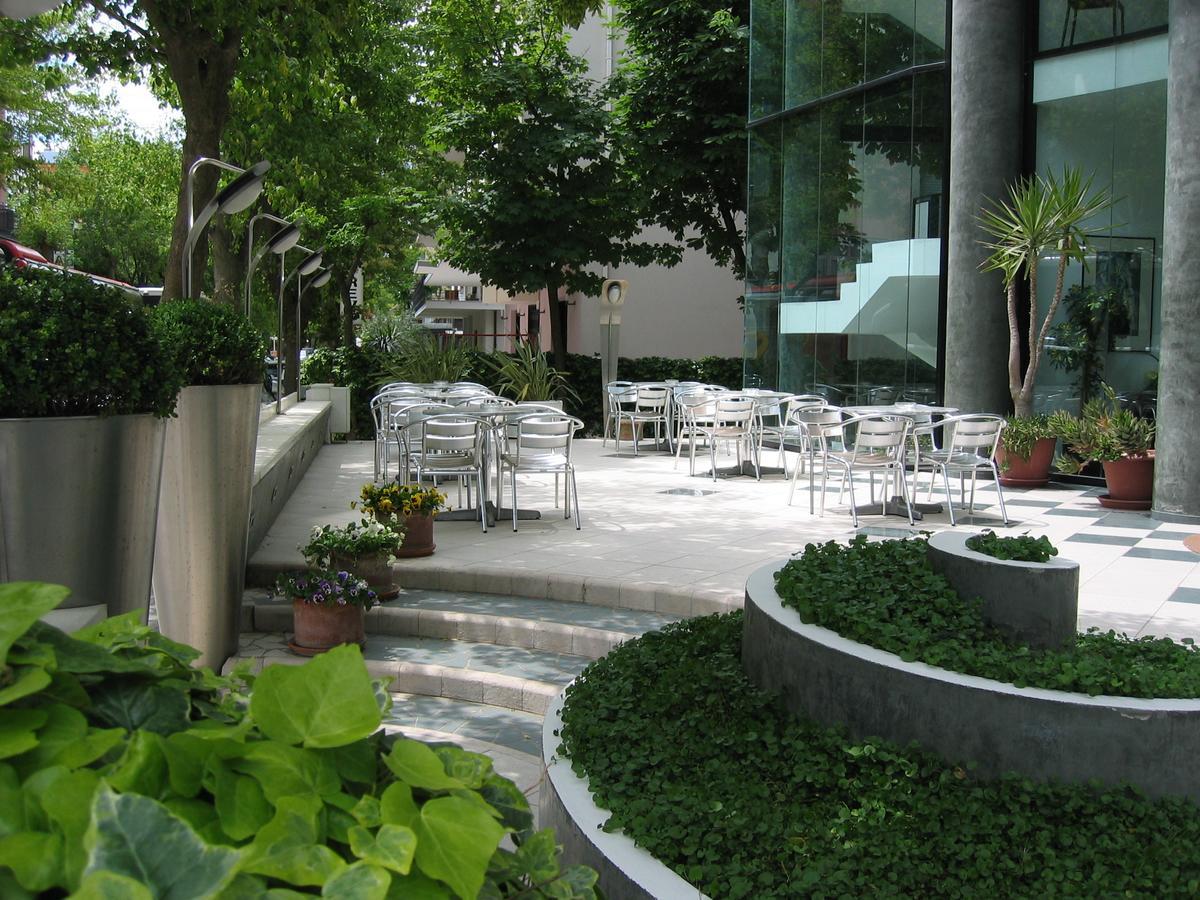 Hotel Ali D'Oro Rimini Exteriör bild